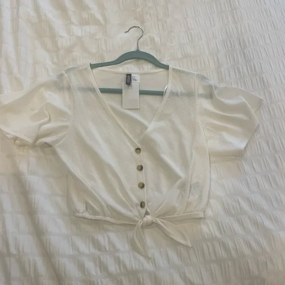 DIVIDED T-SHIRT SIZE SMALL - Picture 1 of 3